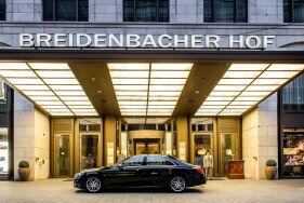 Das Luxushotel Breidenbacher Hof und VIP Escortservice in Düsseldorf