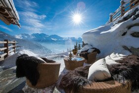Luxus Skiurlaub mit VIP Escort Service Schweiz